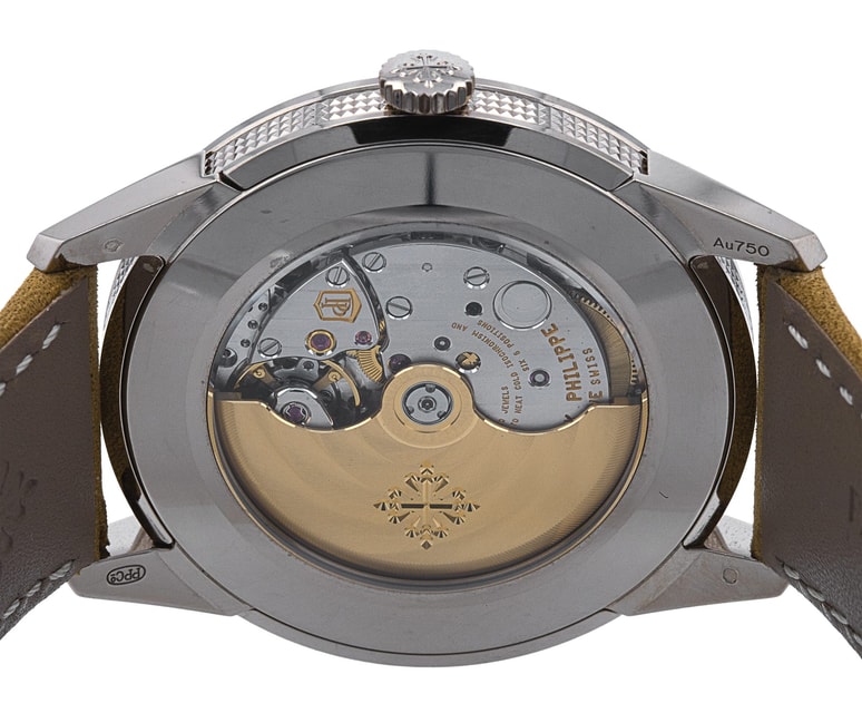 Patek Philippe Calatrava 5226G-001 Image 4